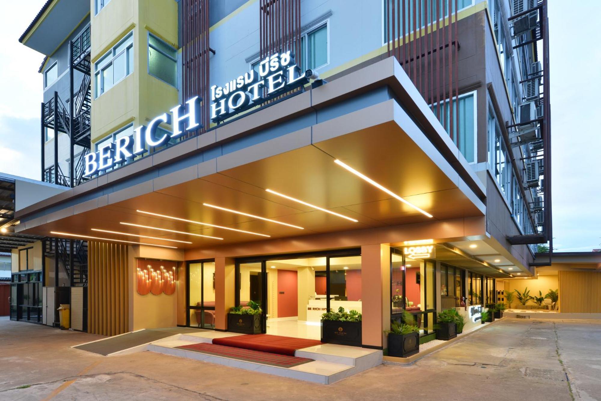 Berich Hotel Tak Exterior foto